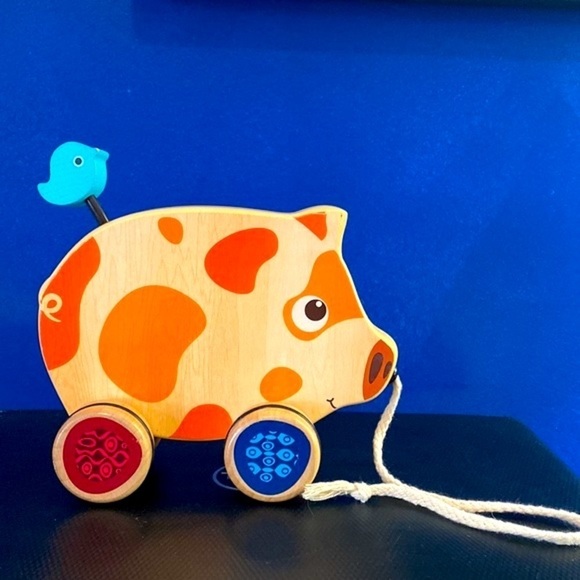 Children’s MyBToys-Pull Along Happy Go Piggy Wooden Pig Toy - Picture 4 of 5